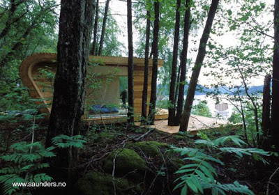 Cabina moderna en el bosque junto al agua - Arquitectura www.saunders.no Cabaña vanguardista noruega hecha con madera