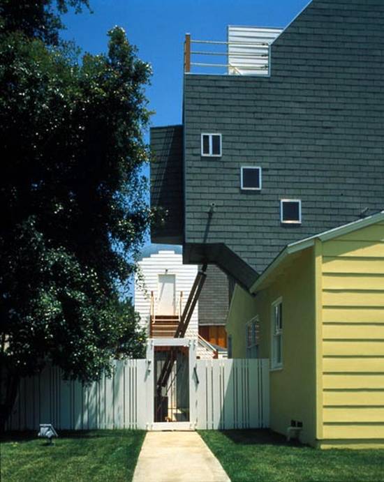 Acceso a la casa Foto 3