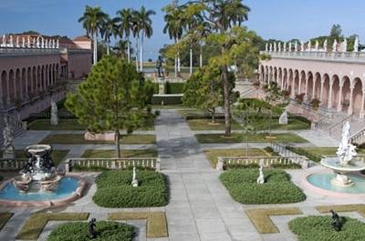 Jardines de un palacio Jardines de palacio