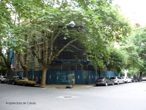 Casa Museo Evita ochava Casa formando esquina en restauración